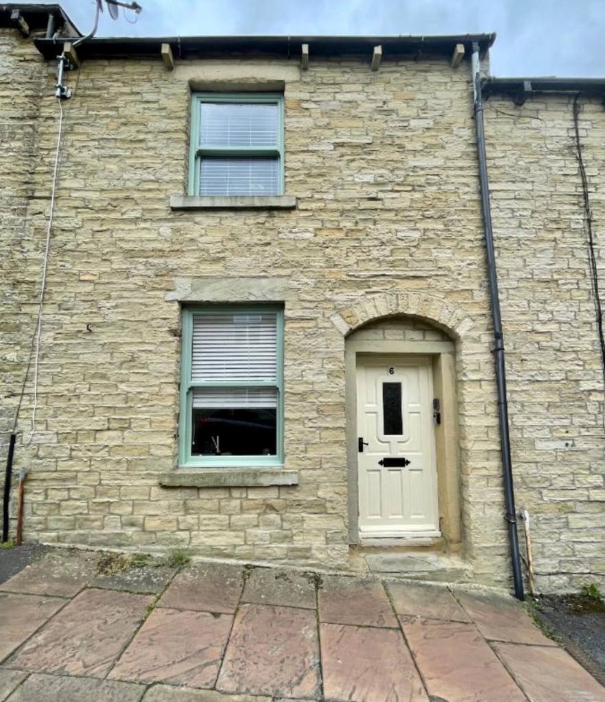 queens_cottage02