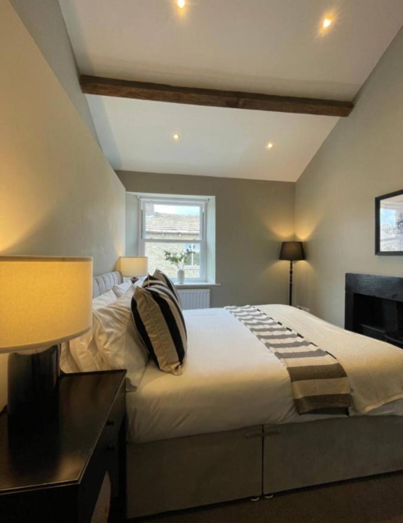 queens_cottage03
